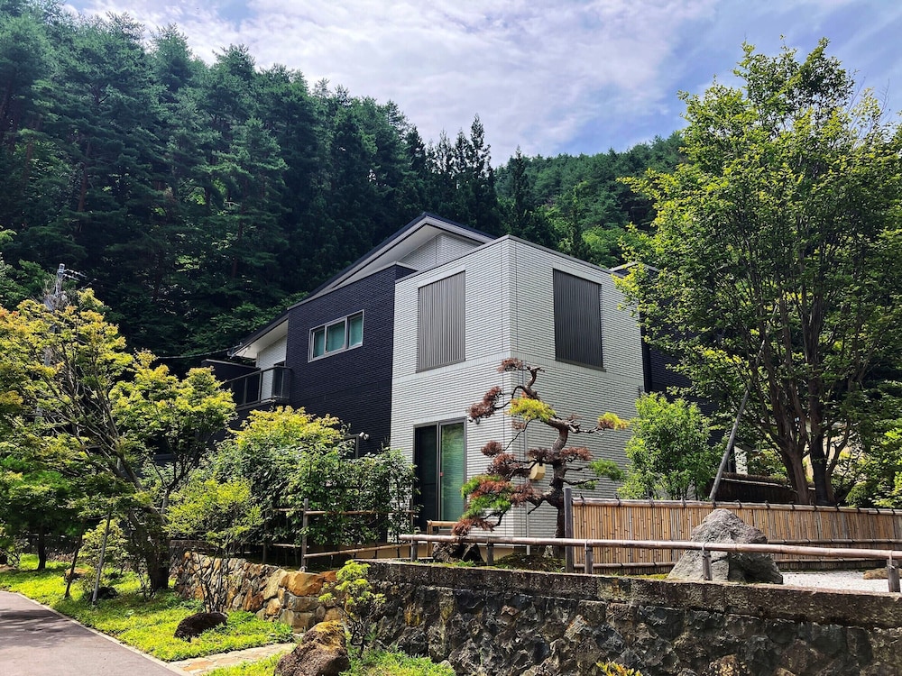 ラグジュアリー ヴィラ マウンテンビュー | 山城屋リゾート