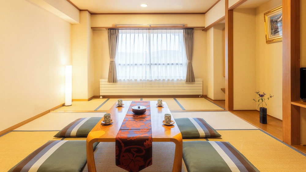 コンフォート 4 人部屋 禁煙 | ホテル一乃瀬