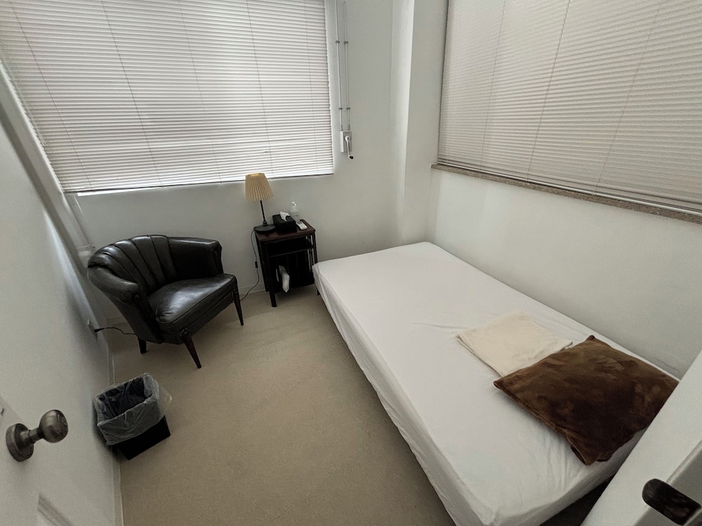 客室1 | The LANAI HOSTEL ラナイ ホステル 客室1 | The LANAI HOSTEL ラナイ ホステル