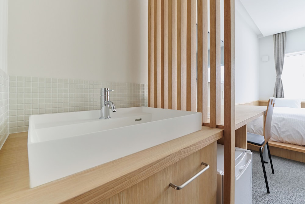 ベーシック ツインルーム ガーデンビュー 別館 客室3 | 石の湯ロッジ