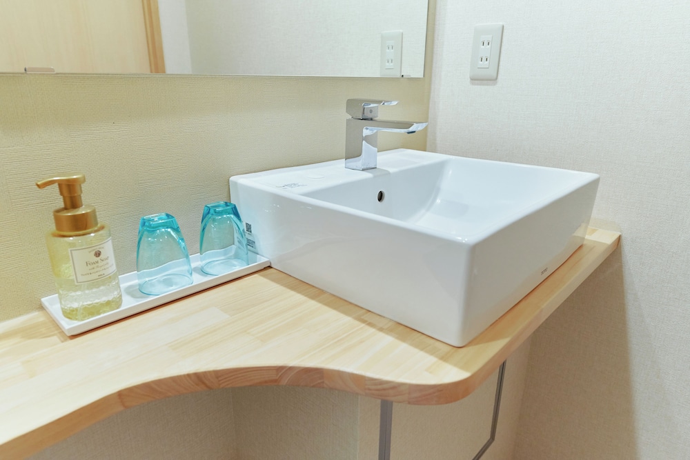 ベーシック ツインルーム ガーデンビュー 客室2 | 石の湯ロッジ