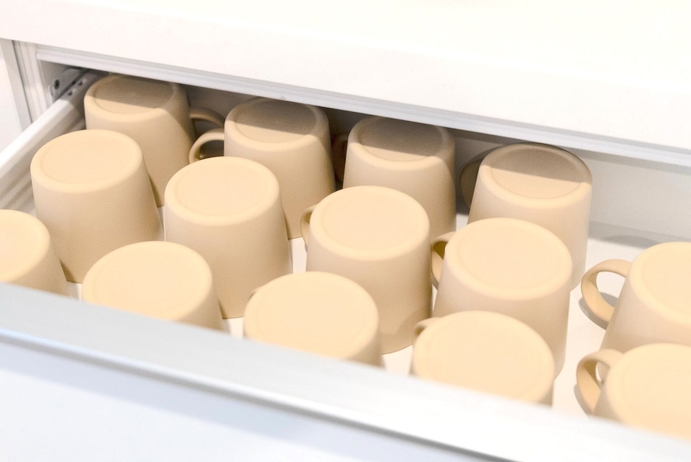 共用キッチン設備1 | グランディオーソ沖縄プールヴィラ恩納8