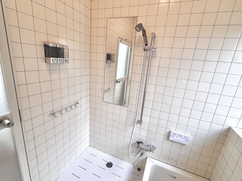 クラシック ツインルーム 禁煙 バスルーム0 | Guest House 圭堂-Seidou-