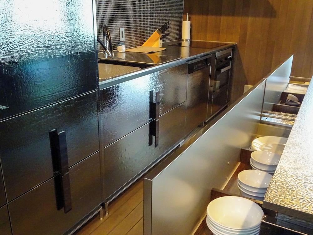 デラックス ヴィラ 専用キッチン0 | 四つ葉