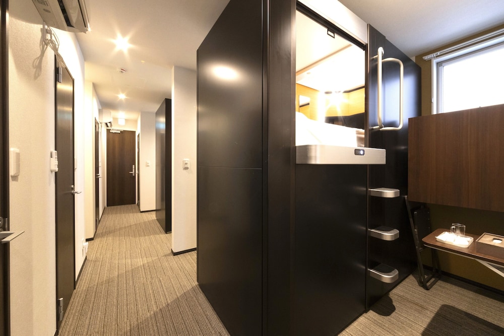 アパートメント ベッド (複数台) 禁煙 専用バスルーム 客室4 | SLEEP LAB 浅草