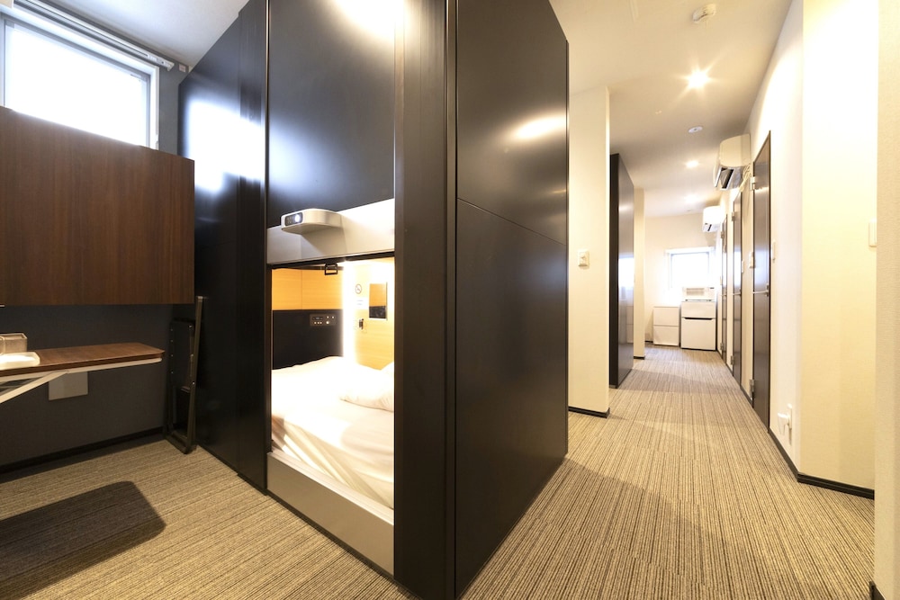 アパートメント ベッド (複数台) 禁煙 専用バスルーム 客室5 | SLEEP LAB 浅草