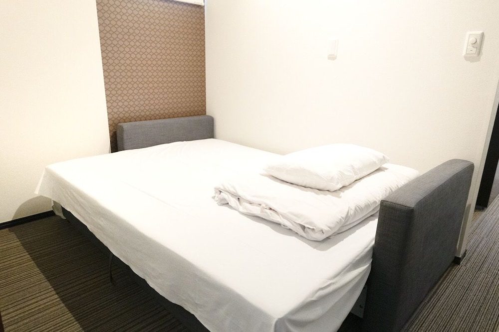 アパートメント ベッド (複数台) 禁煙 客室12 | SLEEP LAB 浅草