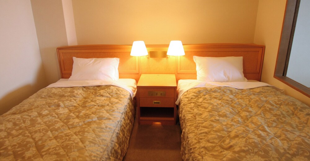 和風ツインルーム 2 ベッドルーム 禁煙 オーシャンビュー 客室1 | ホテル南海荘