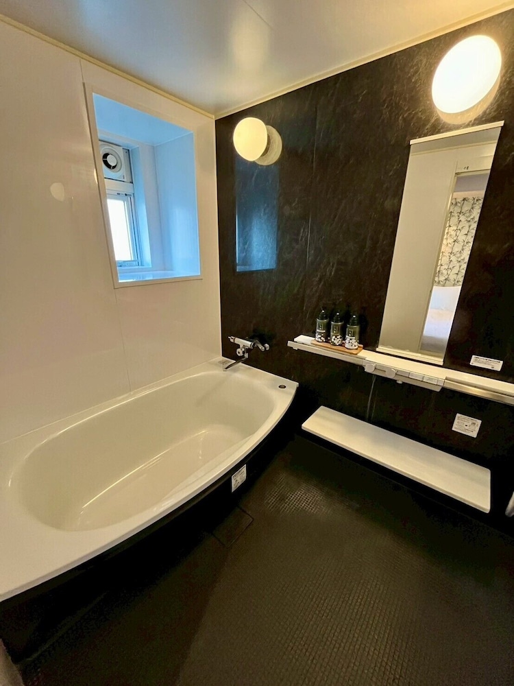 デラックス ダブルルーム バスルーム1 | ホテルリオ新宿