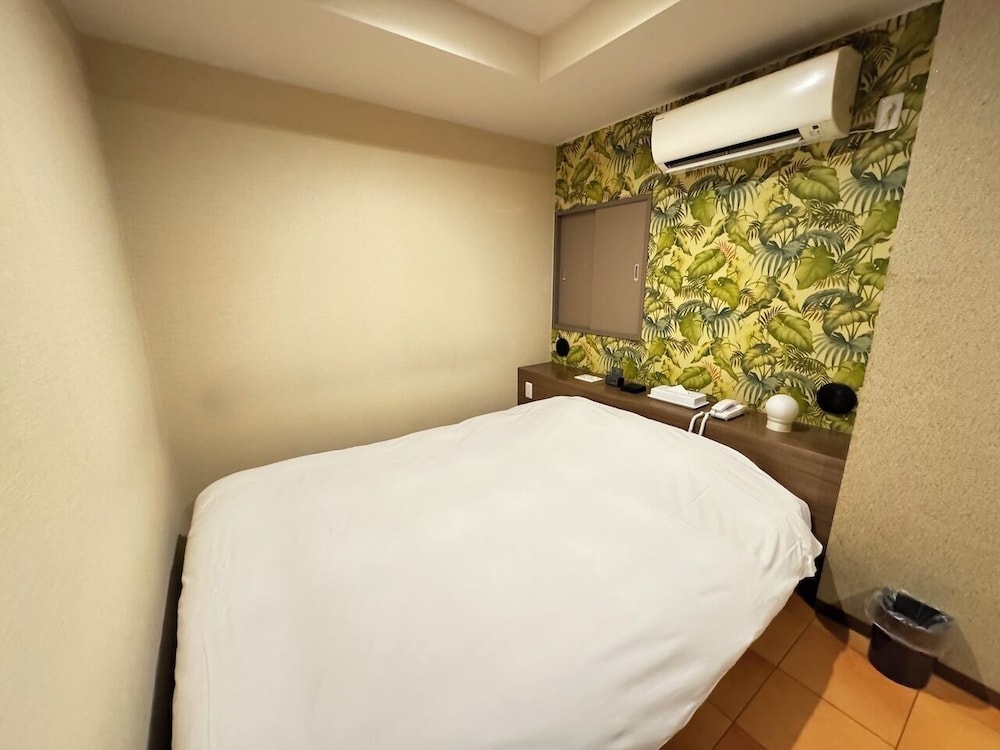 ベーシック ダブルルーム 客室5 | ホテルリオ新宿