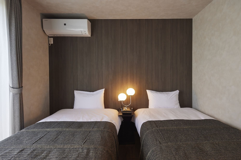 ラグジュアリー ヴィラ 客室5 | IZA takashima 湊