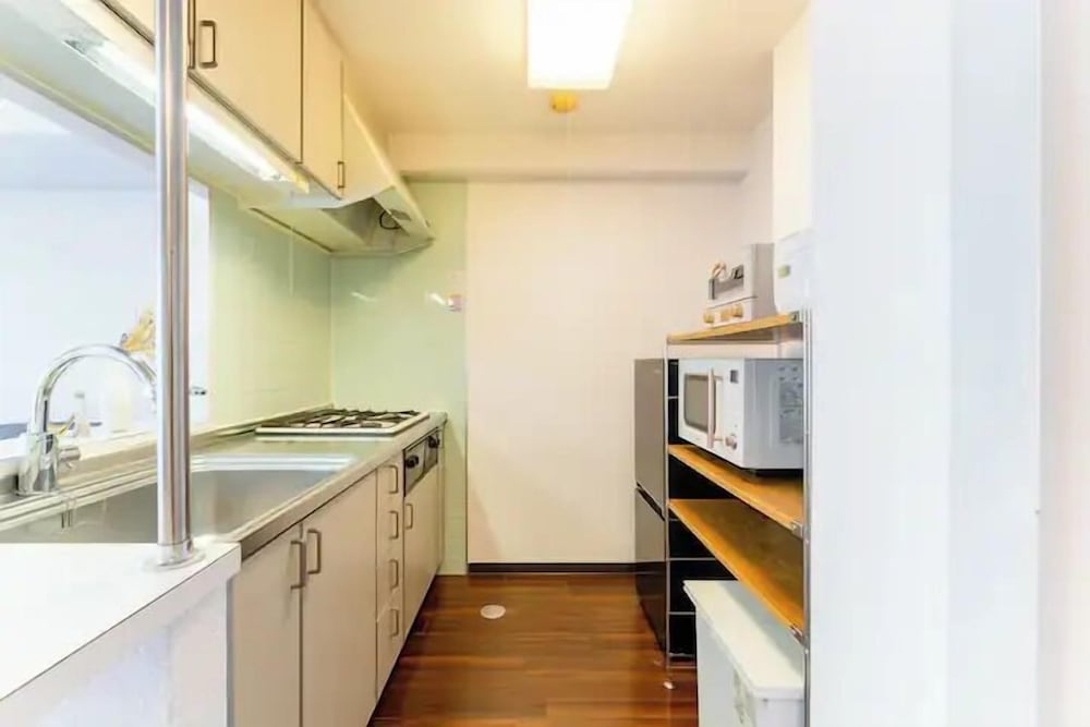 アパートメント シティビュー 専用キッチン2 | ヴィラ三田村 303