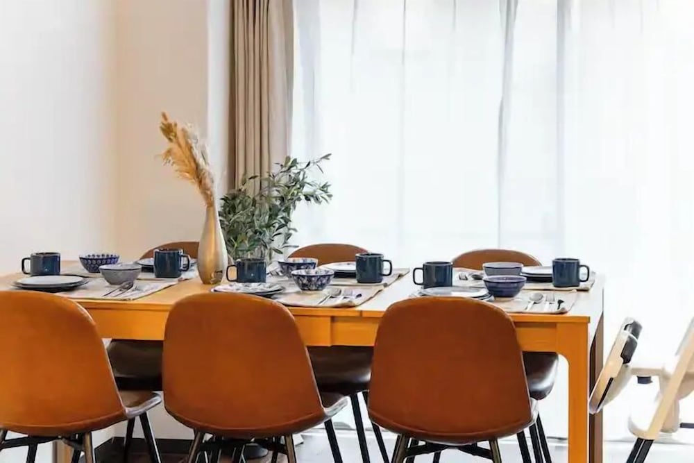 アパートメント シティビュー 客室内のダイニングエリア5 | ヴィラ三田村 303