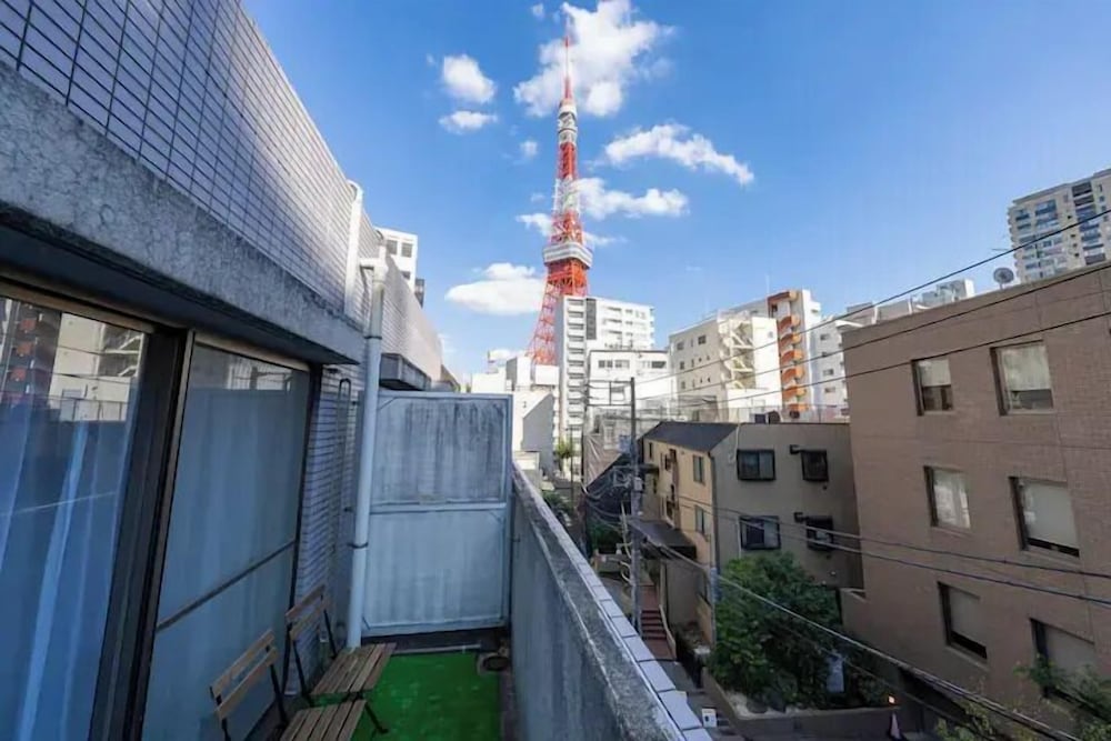 アパートメント シティビュー テラス / パティオ1 | ヴィラ三田村 303