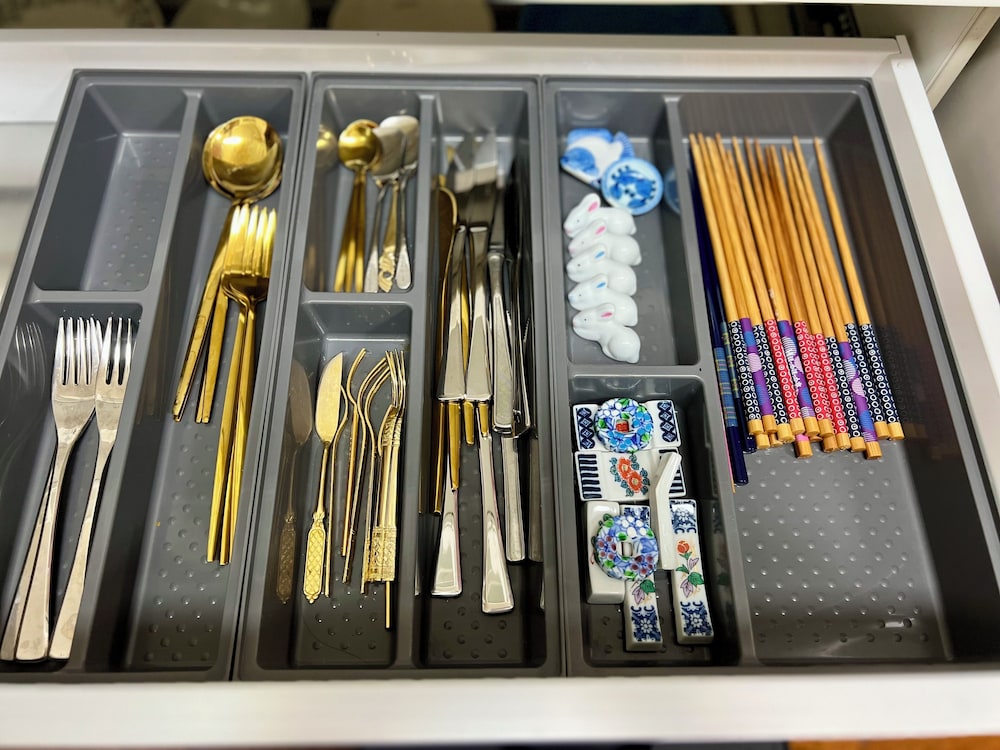 デラックス ハウス 3 ベッドルーム 専用キッチン12 | SUMITSUGU HOUSE Station