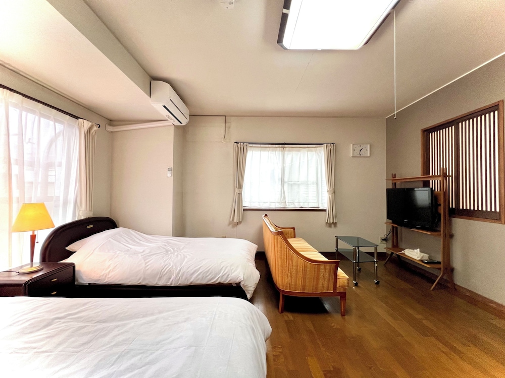 デラックス ハウス 3 ベッドルーム 客室12 | SUMITSUGU HOUSE Station