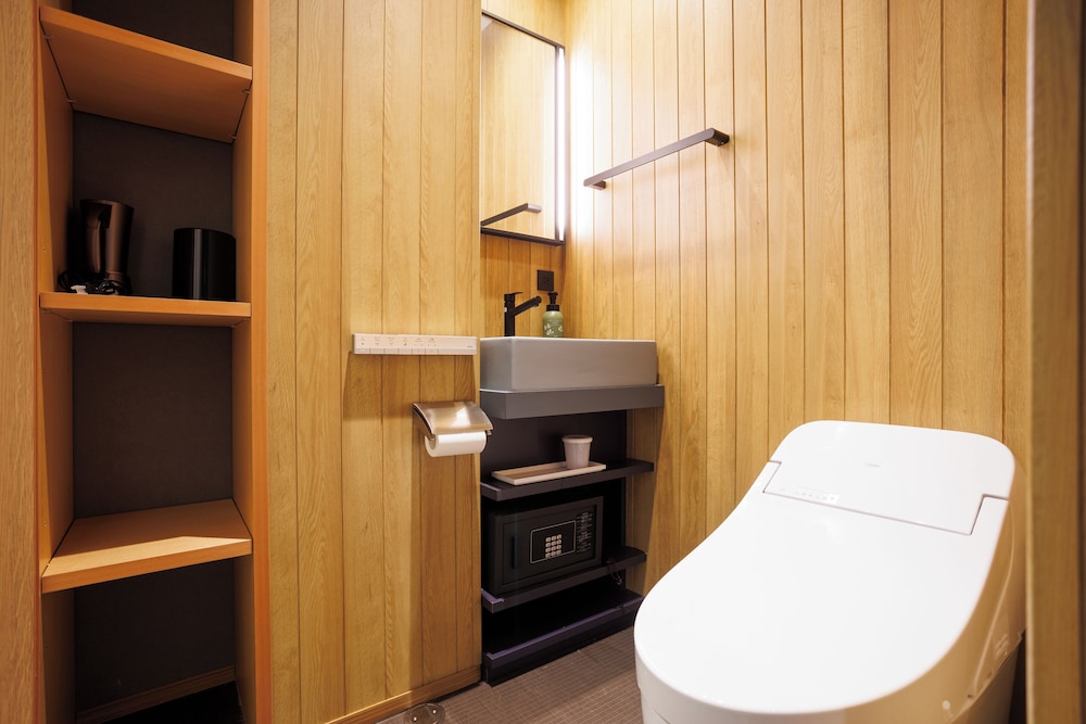 コンフォート ダブルルーム バスルーム0 | ホテルエスノグラフィー清水五条