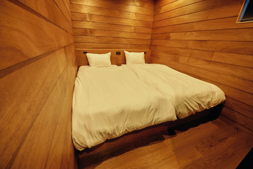 キャビン ベッド (複数台) バルコニー エキストラベッド0 | AGEKI BASE HOTEL