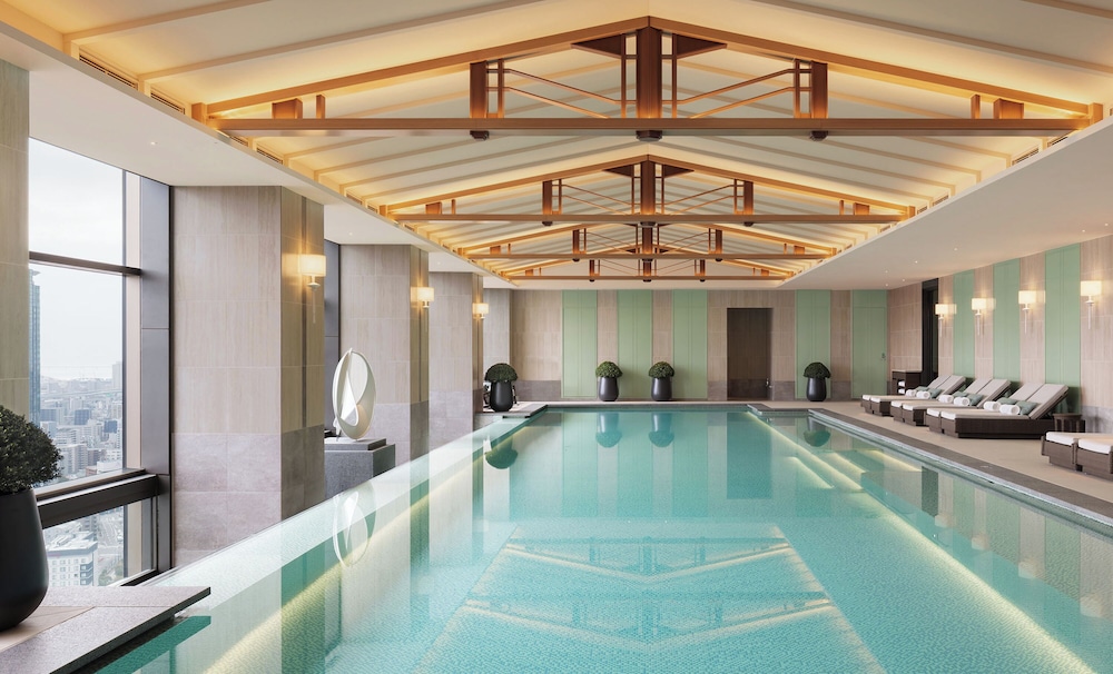 デラックス ルーム キングベッド 1 台 客室2 | ウォルドーフ・アストリア 大阪