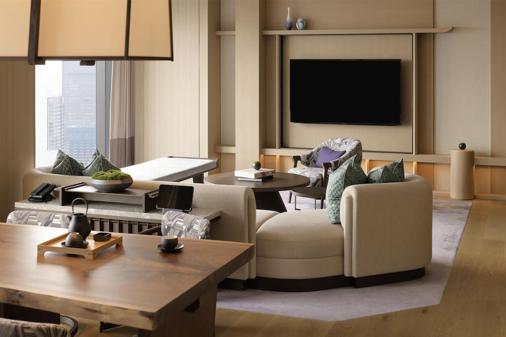 スイート 部屋からの景観1 | ウォルドーフ・アストリア 大阪