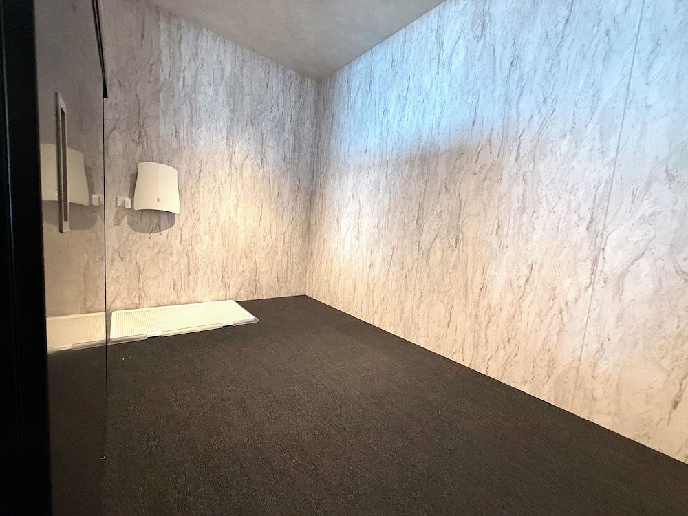デラックス スイート バルコニー オーシャンビュー 客室6 | DOG HOTEL SHIRAHAMA