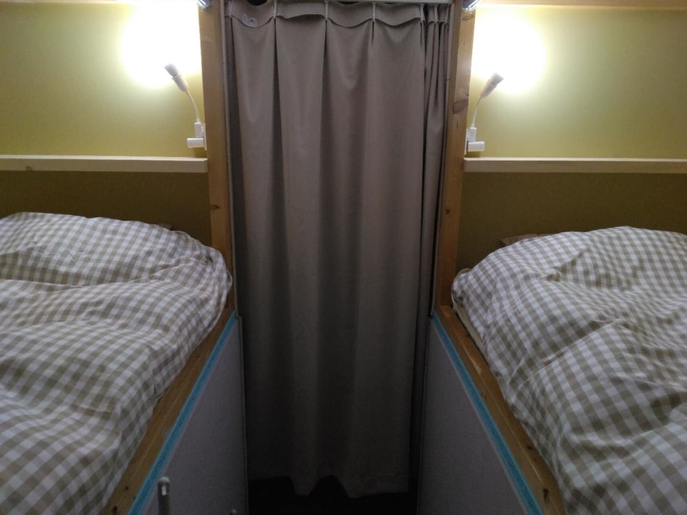 ベーシック ツインルーム | World inn むろらん仲間の家!登別・ 洞爺湖 ・札幌・空港直通バス発着点