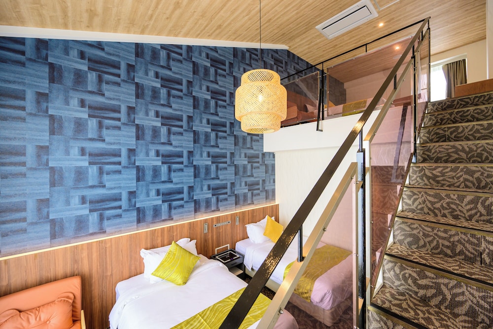 デラックス ロフト ラナイ ガーデンビュー 客室5 | UE GARDEN RESORT