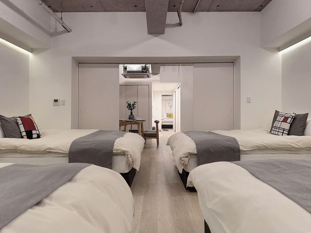 デラックス アパートメント 客室5 | 名王ビル 201