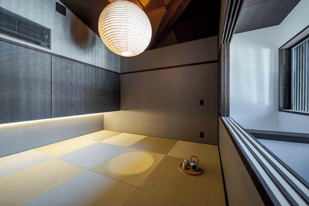 客室1 | 天満町 いち花