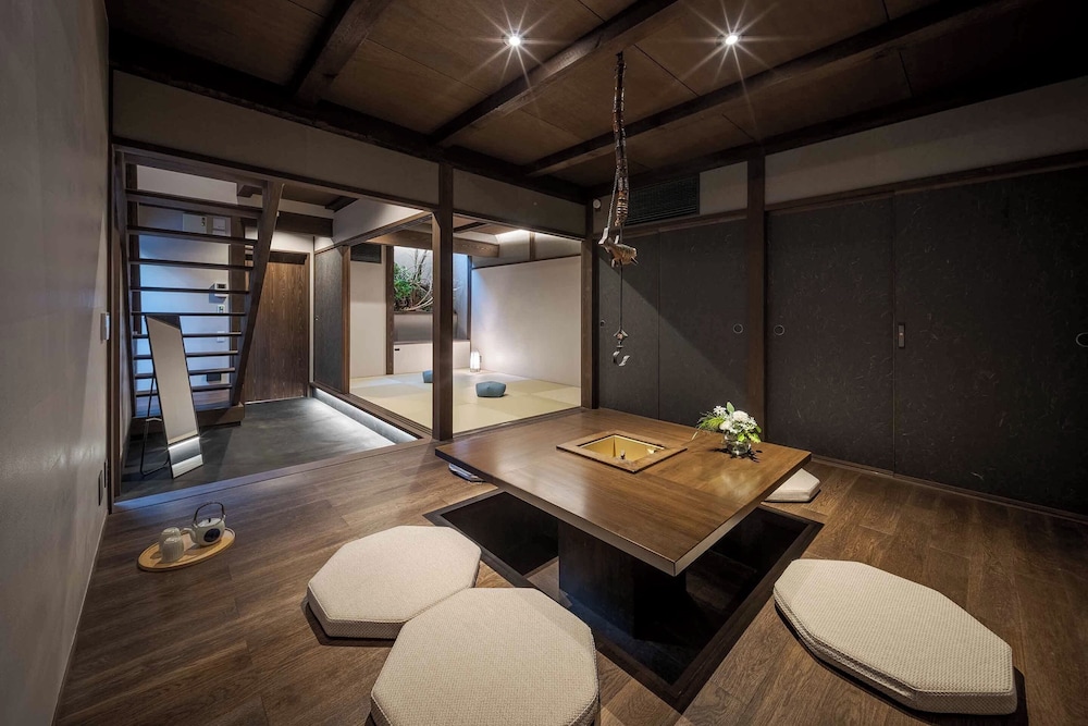 トラディショナル ハウス 3 ベッドルーム 禁煙 キッチン リビング エリア3 | 天満町 いち花