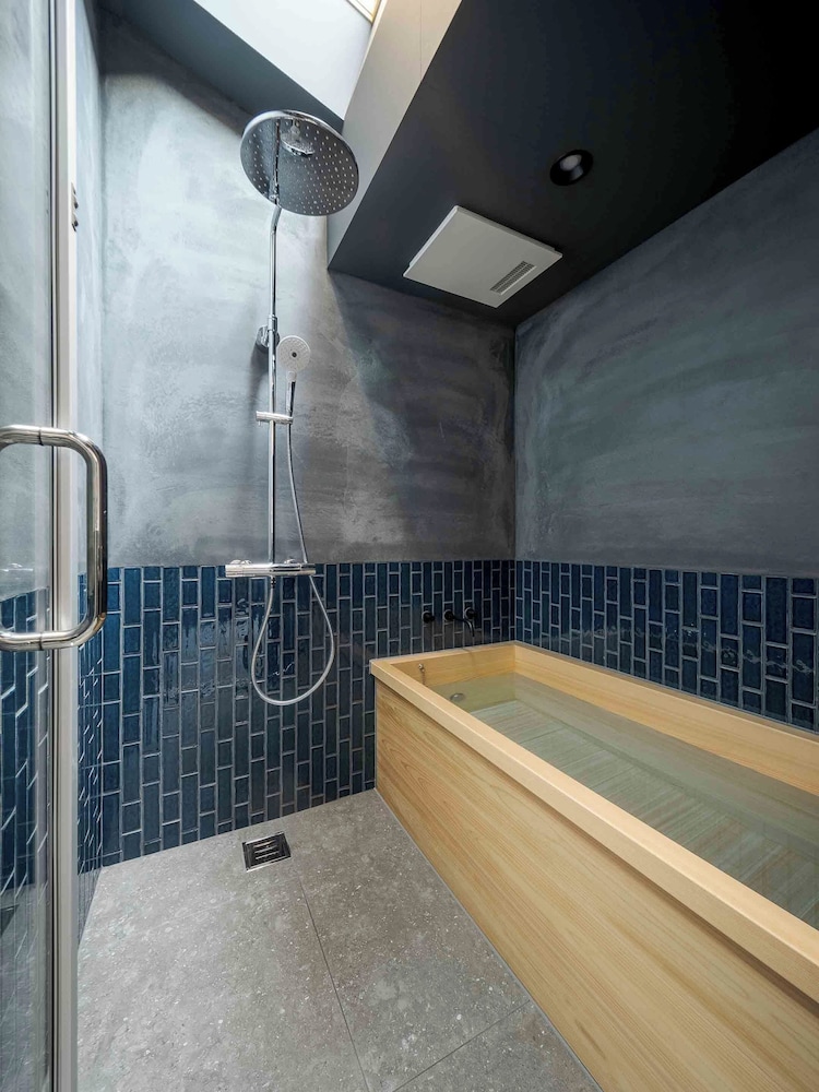 トラディショナル ハウス 3 ベッドルーム 禁煙 キッチン バスルーム2 | 天満町 いち花