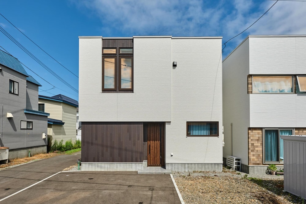 外観1 | VILLA Naebo Sapporo Beer Park Hocance 外観1 | VILLA Naebo Sapporo Beer Park Hocance