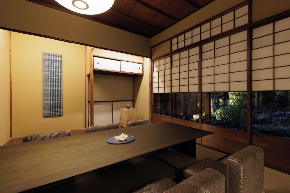 ラグジュアリー ヴィラ 6 ベッドルーム 禁煙 ガーデンビュー 客室6 | HOTEL VMG VILLA KYOTO