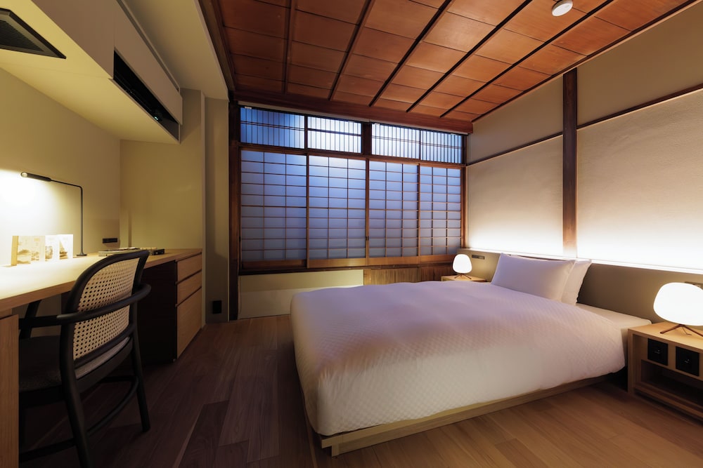 ラグジュアリー ヴィラ 6 ベッドルーム 禁煙 ガーデンビュー 客室1 | HOTEL VMG VILLA KYOTO