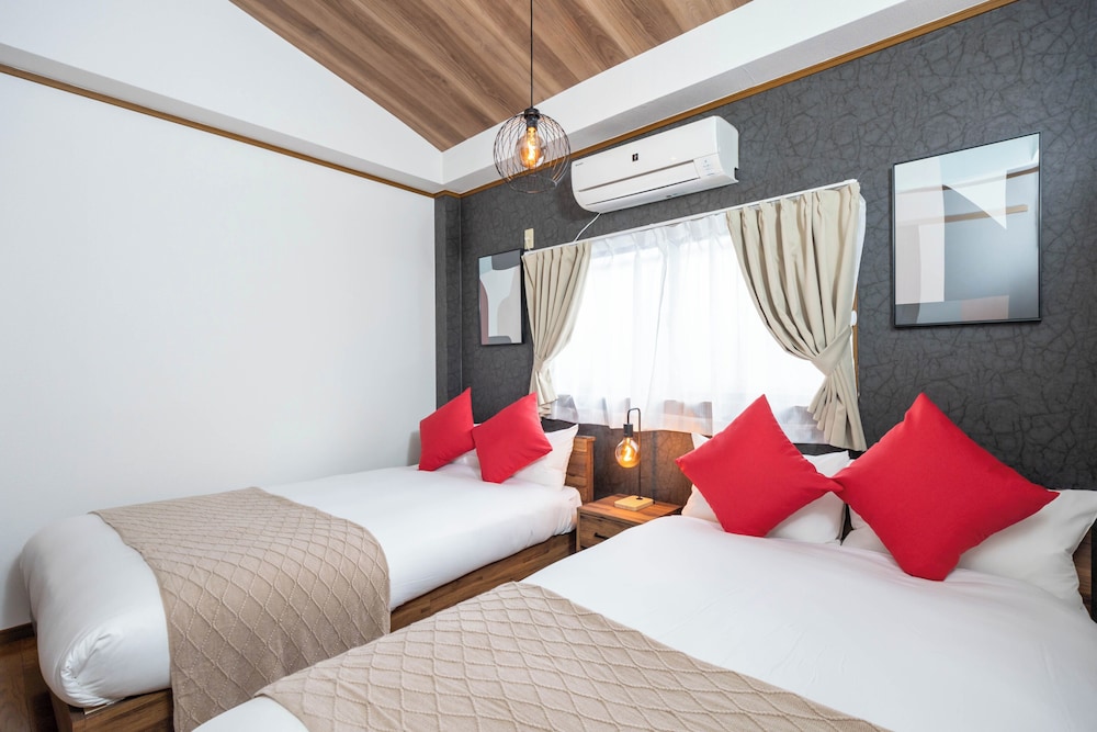 内装1 | TRINITY GOLD