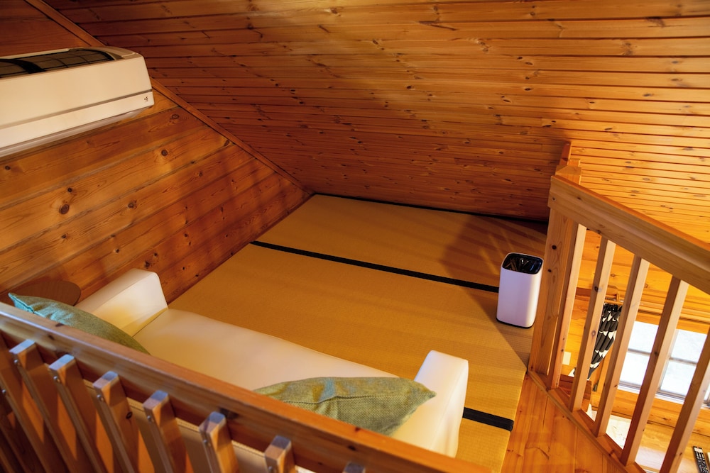 ベーシック コテージ マウンテンビュー 客室3 | Three Peaks Log