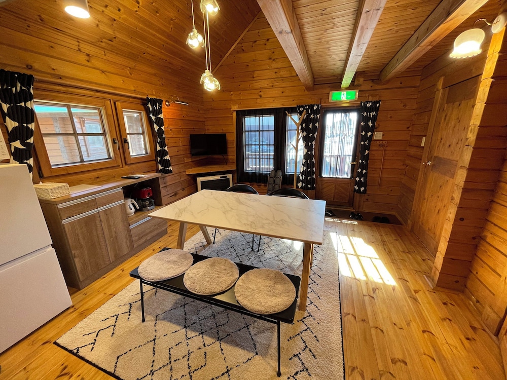 ベーシック コテージ マウンテンビュー | Three Peaks Log