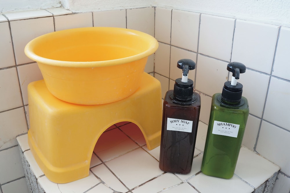 亀石 2F 禁煙 バスルーム1 | お宿・喜喜哀楽 IG2