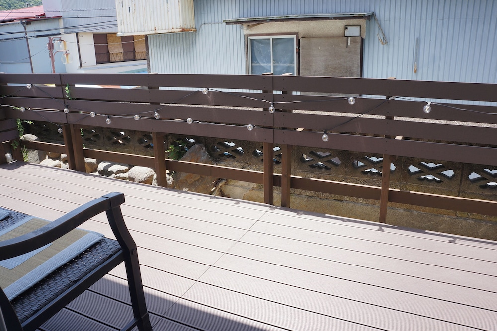 亀石 2F 禁煙 テラス / パティオ1 | お宿・喜喜哀楽 IG2