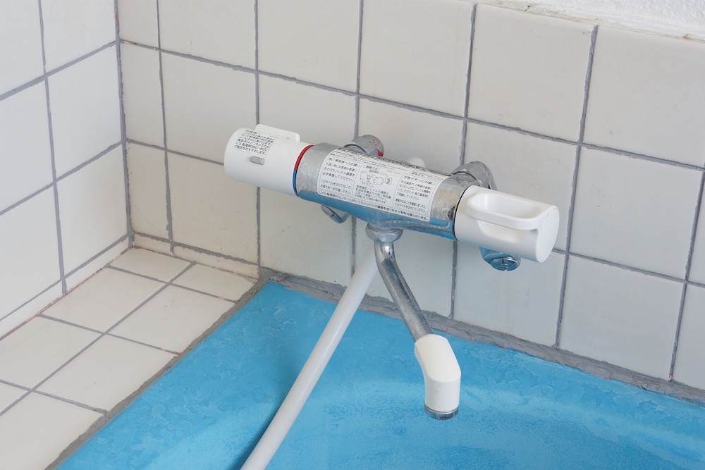 亀石 2F 禁煙 バスルーム6 | お宿・喜喜哀楽 IG2