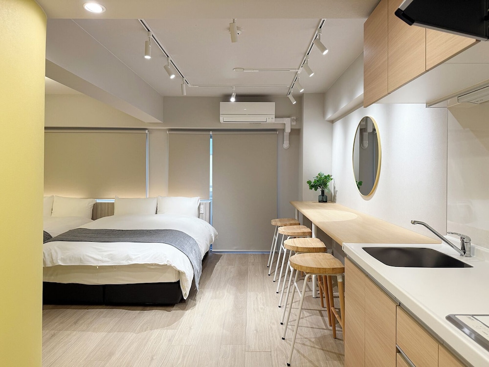 デザイン スタジオ 客室3 | クリオ的場 by b-hotel