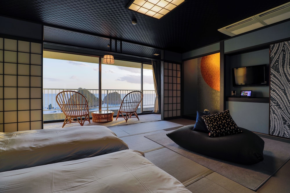 トラディショナル トリプルルーム 禁煙 オーシャンビュー | 至善天遊