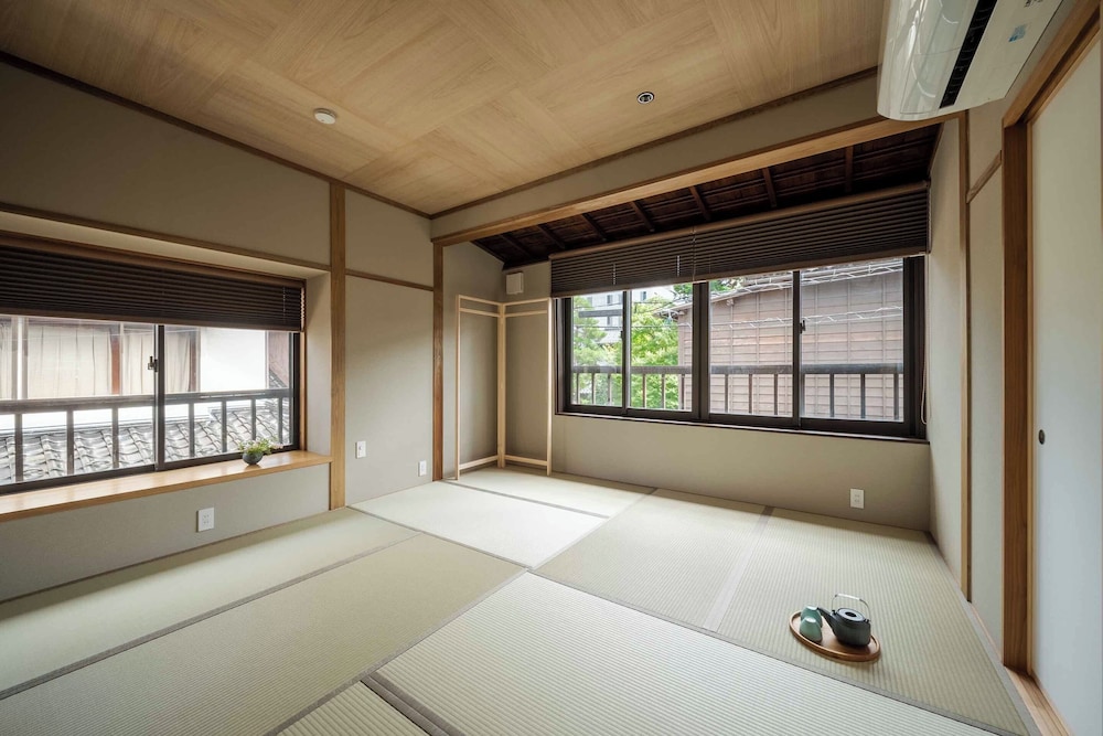 客室1 | Tokisora Machiya Holiday House