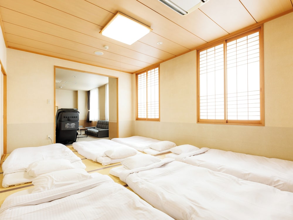 [禁煙] 和室6名定員 最上階 客室1 | TABIST ASAHIKAWA STATION HOTEL