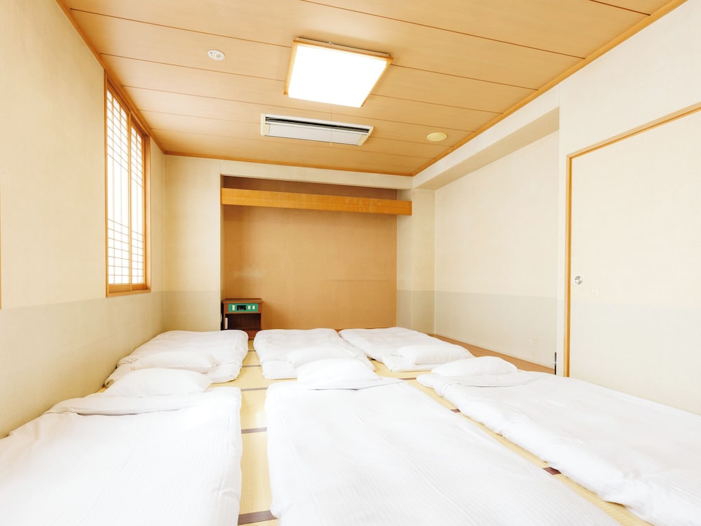 [禁煙] 和室6名定員 最上階 客室2 | TABIST ASAHIKAWA STATION HOTEL