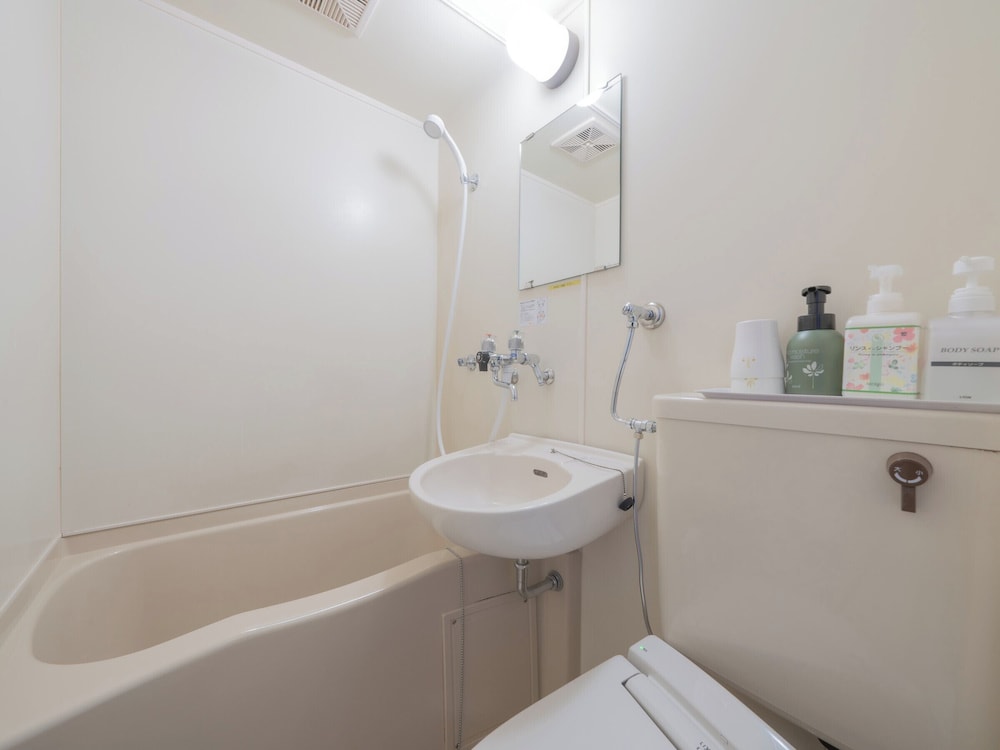 スタンダード ツインルーム シングルベッド 2 台 禁煙 バスルーム0 | ホテル帯広ヒルズ