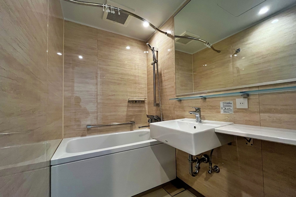 モデレートツイン [スカイフロア(14~16F)] 禁煙 バスルーム0 | ラジェントホテル沖縄那覇