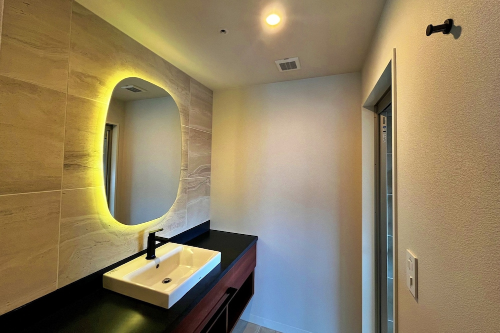 ジュニアスイート [スカイフロア(16F)] 禁煙 バスルーム0 | ラジェントホテル沖縄那覇