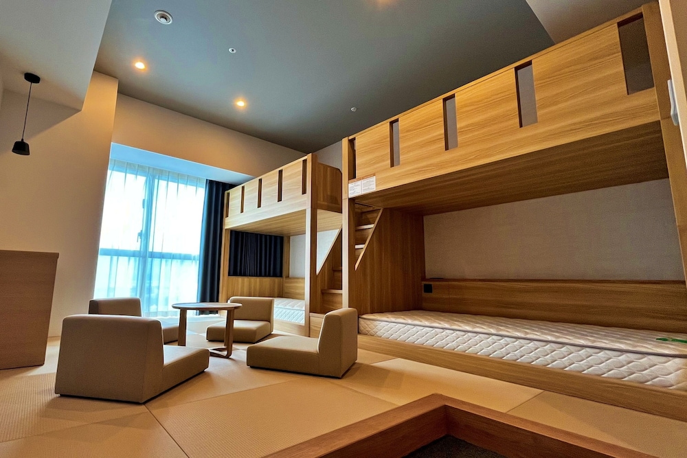 ファミリーツイン [スカイフロア(14~16F)] 禁煙 | ラジェントホテル沖縄那覇