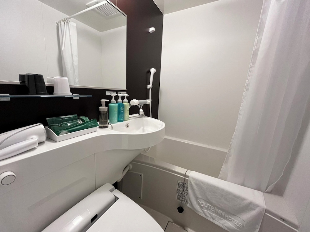 セミダブルルーム 禁煙 バスルーム0 | ホテルルートイン利府